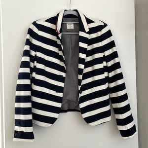 GAP the academy blazer in navy and white